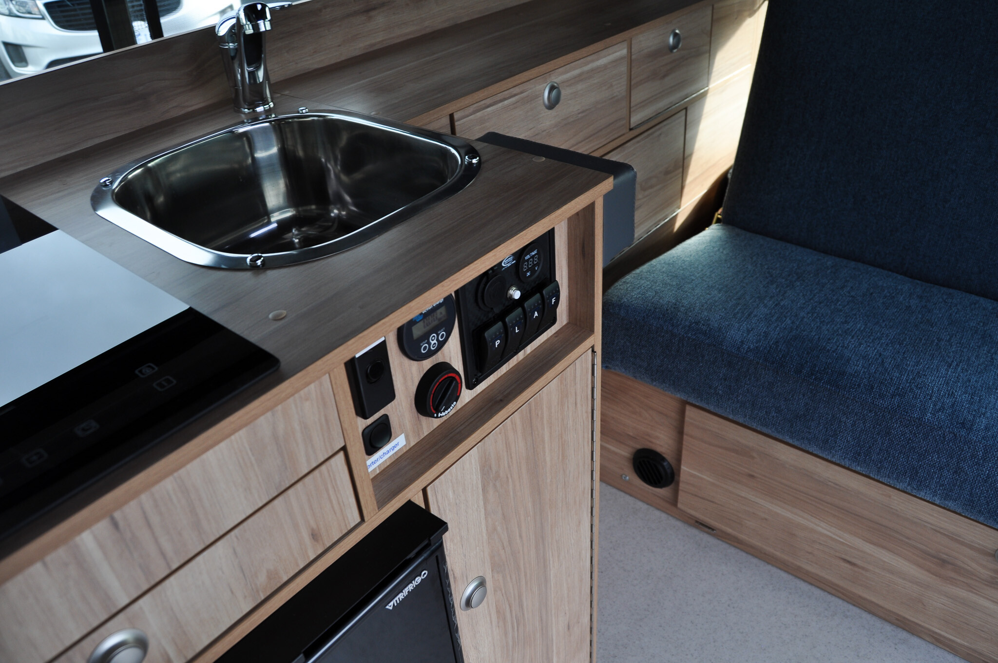 Kitchen Sink and Panel