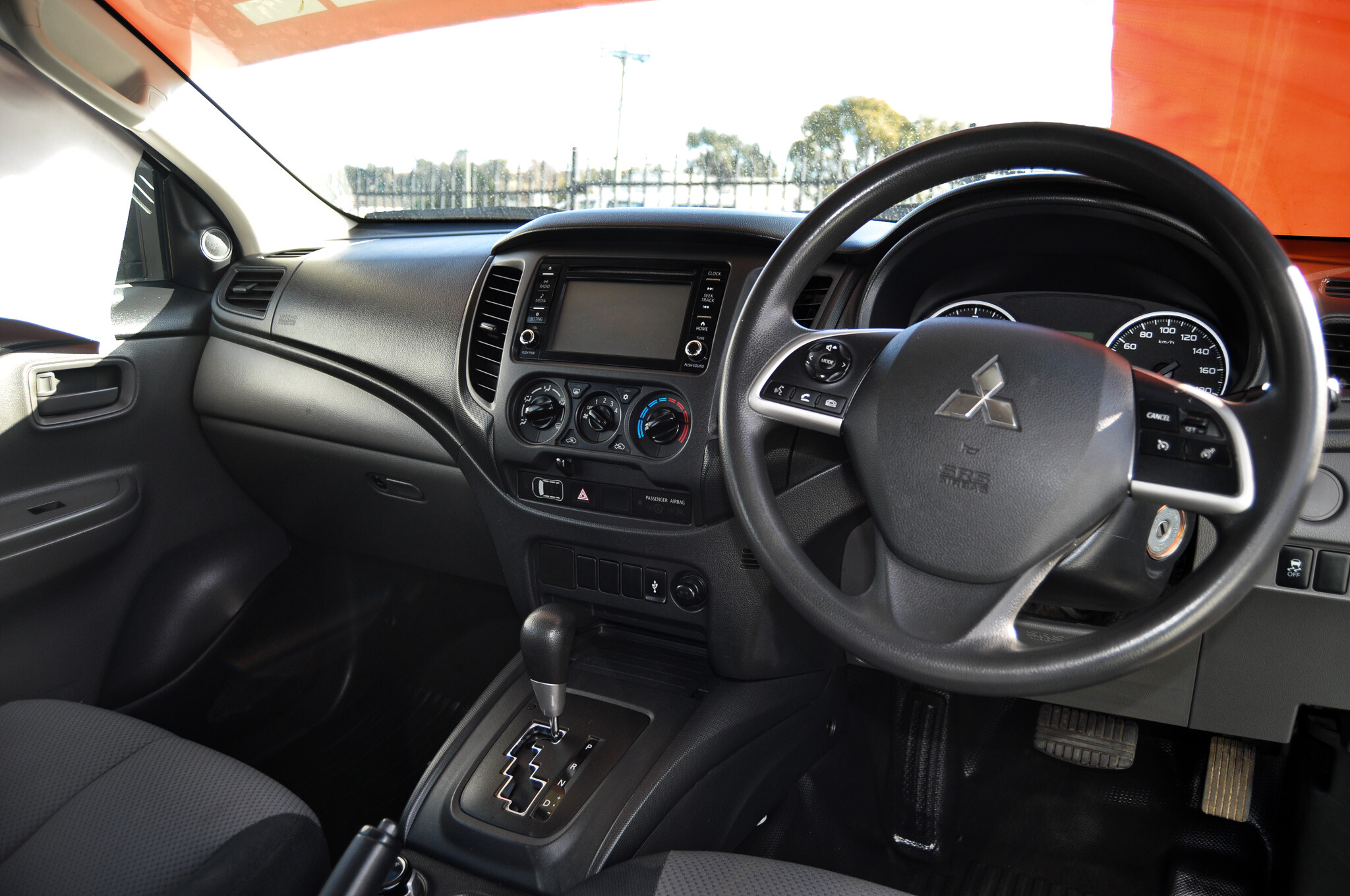Mitsubishi Triton Inside
